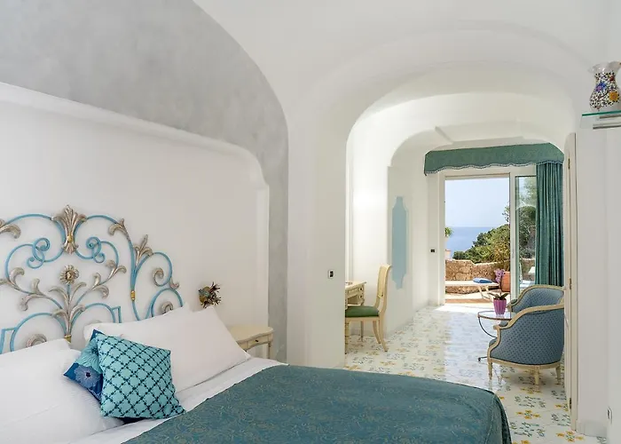 ホテル ラ フロリディアーナ カプリ