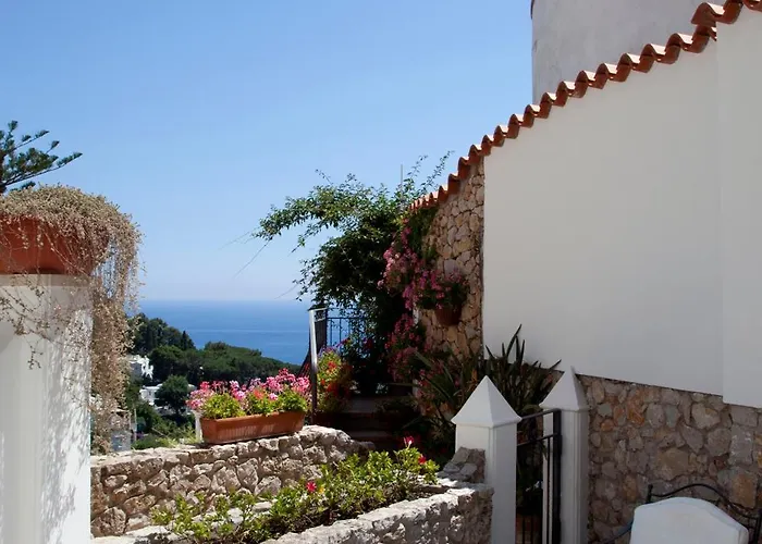 ホテル ラ フロリディアーナ