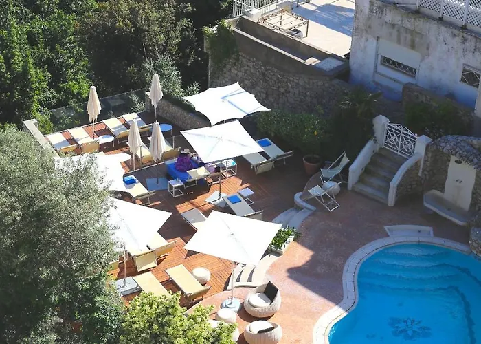 ラ フロリディアーナ 4* カプリ