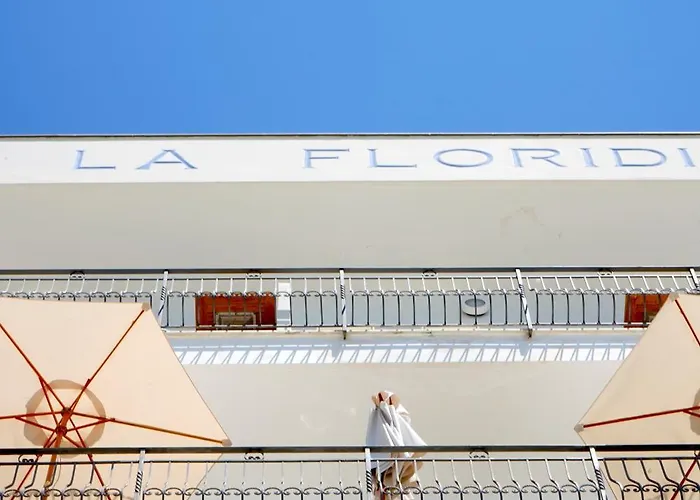 ホテル ラ フロリディアーナ