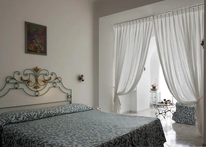 ホテル ラ フロリディアーナ 4*